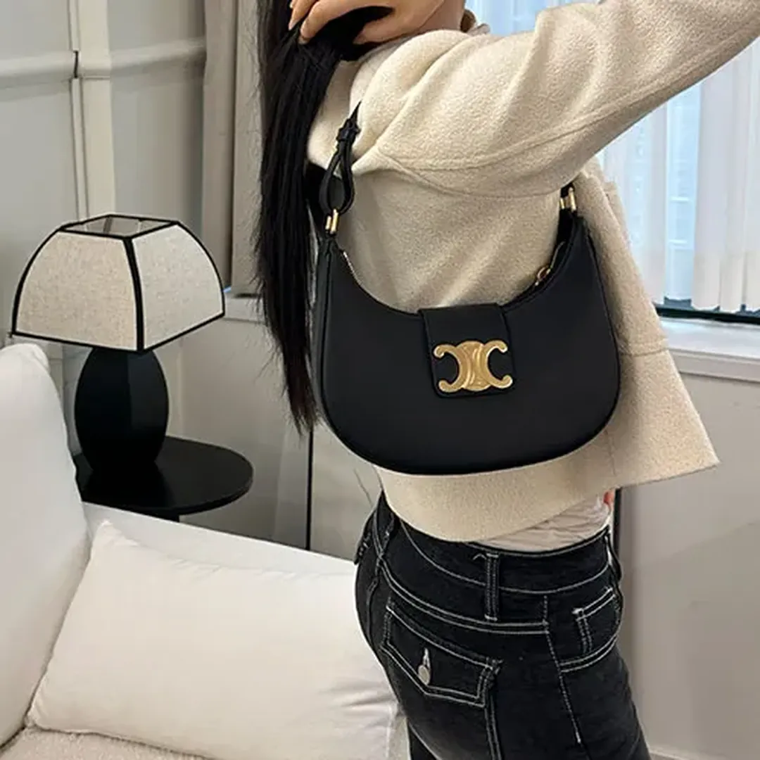 여자 레플리카 블랙 숄더백 정면과 금구